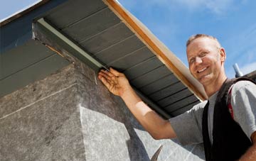 soffit installation Clodock